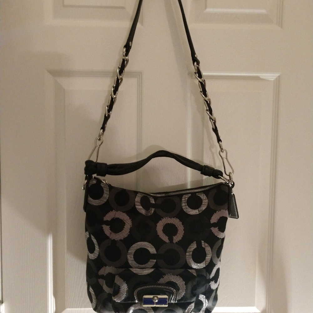 Coach Handbag - Picture 3 of 3